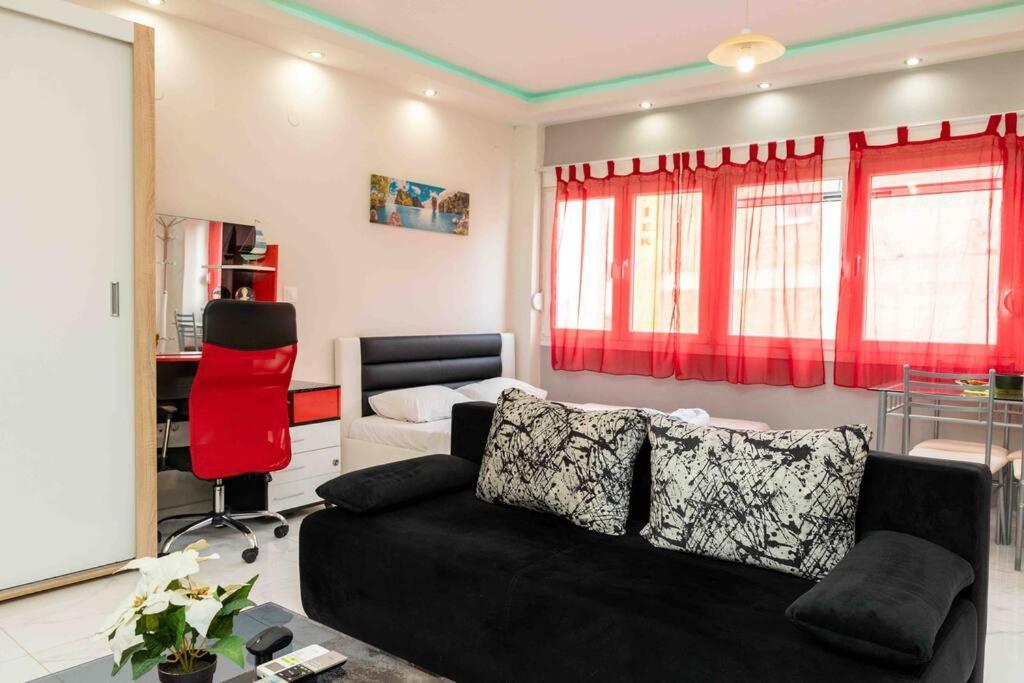 Luxury Studio In Downtown Салоники Экстерьер фото