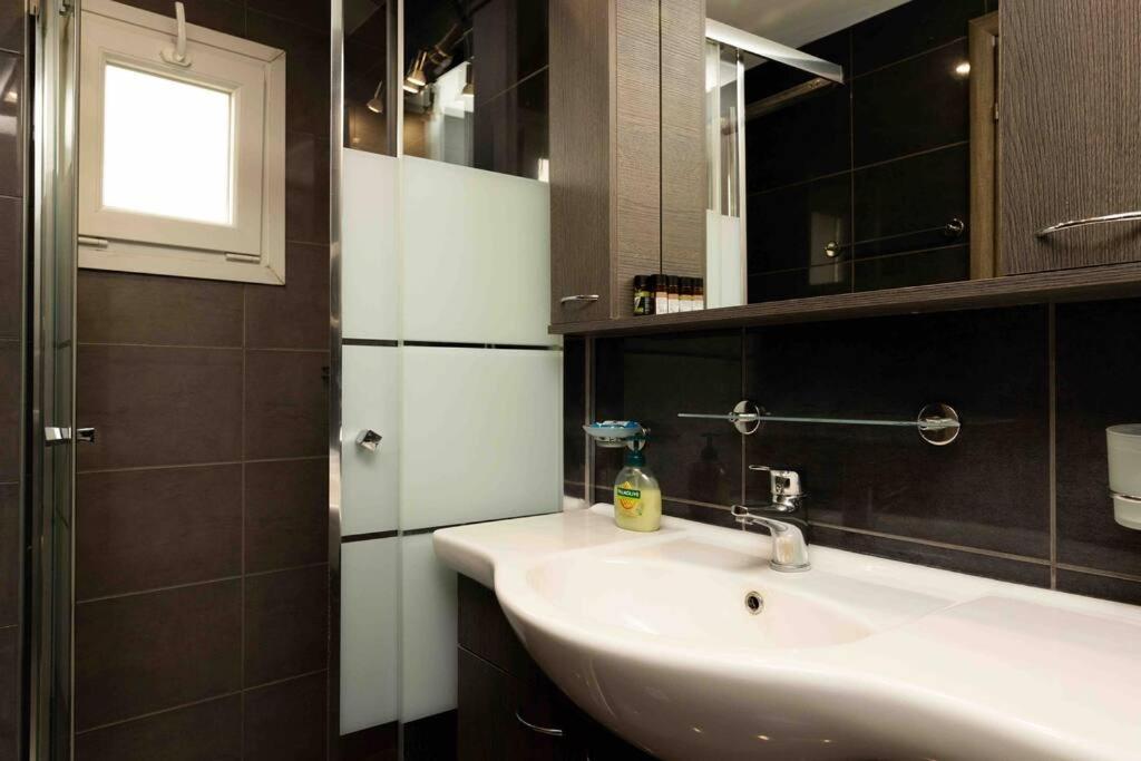 Luxury Studio In Downtown Салоники Экстерьер фото