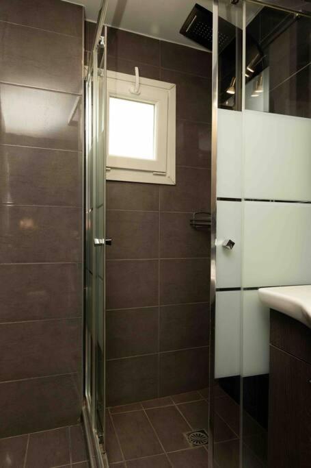Luxury Studio In Downtown Салоники Экстерьер фото
